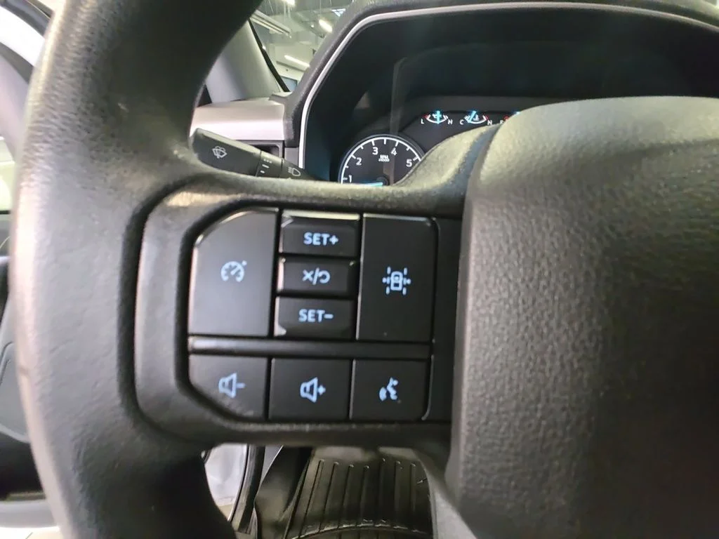 Used 2022 White Ford XL image 20