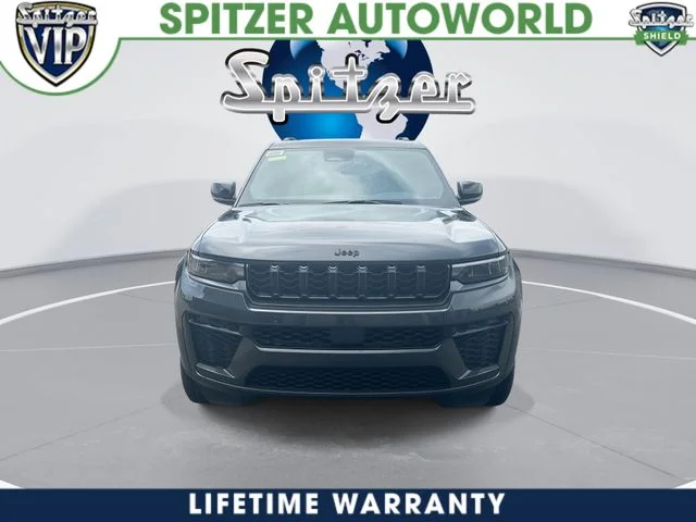 New 2026 Baltic Gray Metallic Clear-Coat Exterior Paint Jeep Altitude image 3