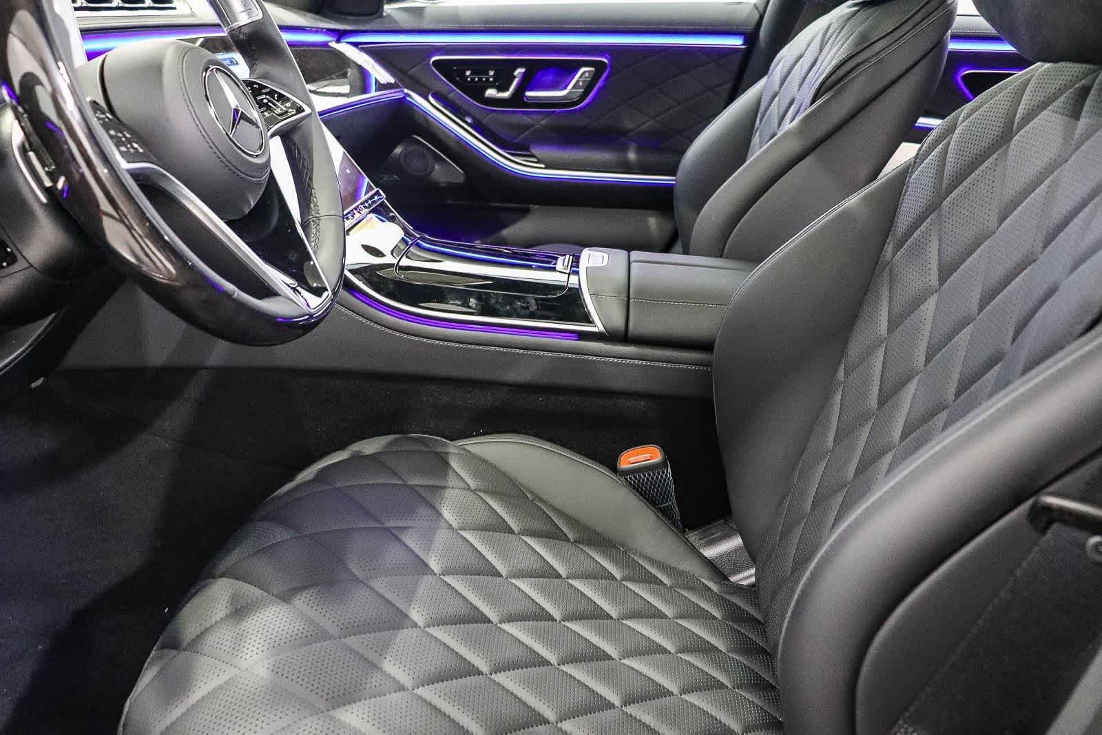 New 2026 Black Mercedes-Benz S 580e image 19