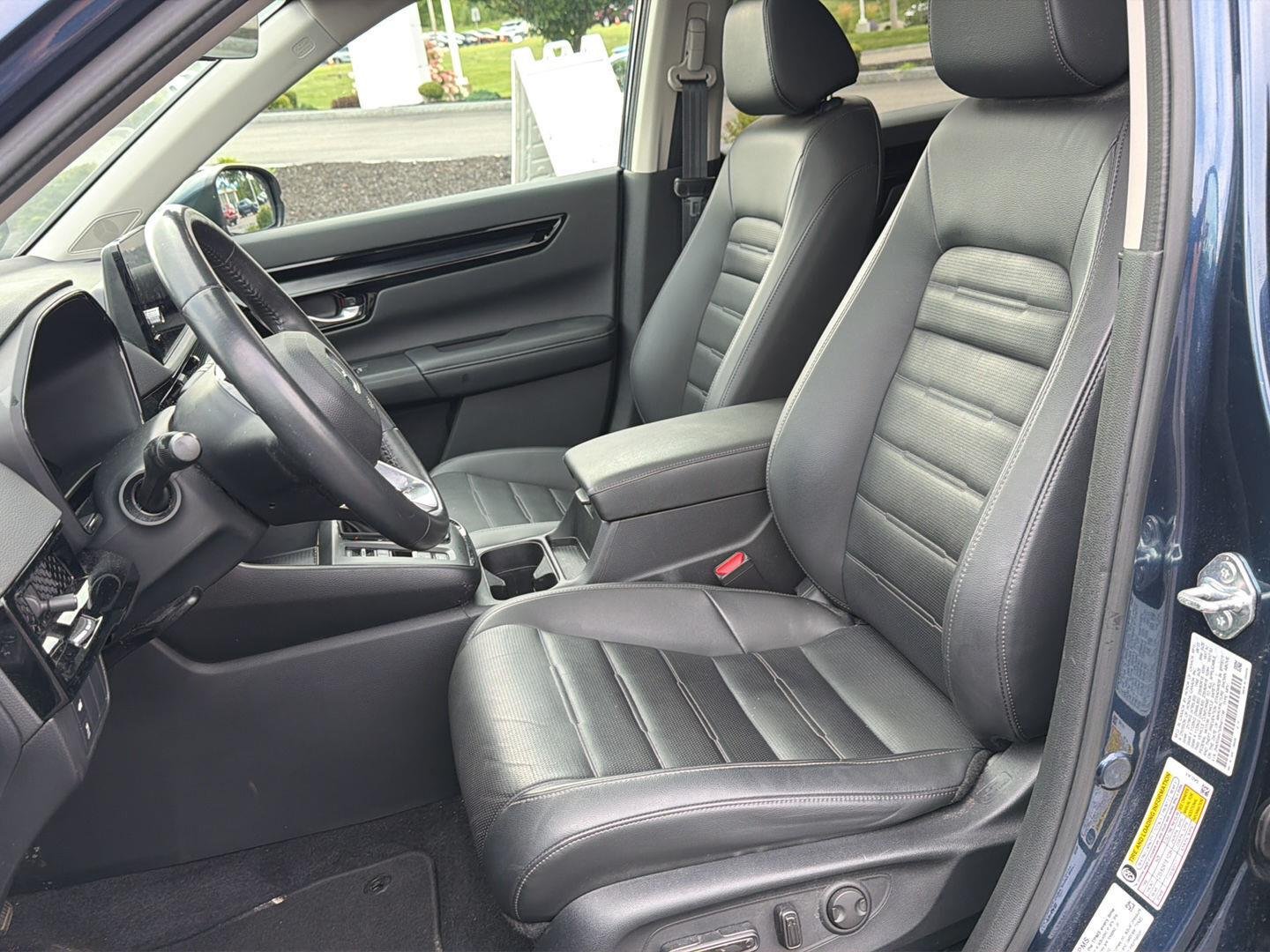 Used 2024 Canyon River Blue Metallic Honda EX-L image 21