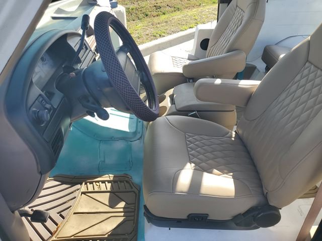 Used 1996 White Ford XLT image 5