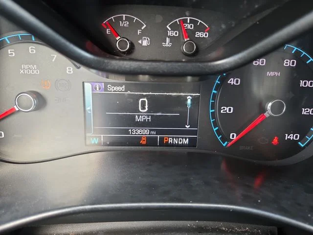 Used 2016 Gray Chevrolet Z71 image 21