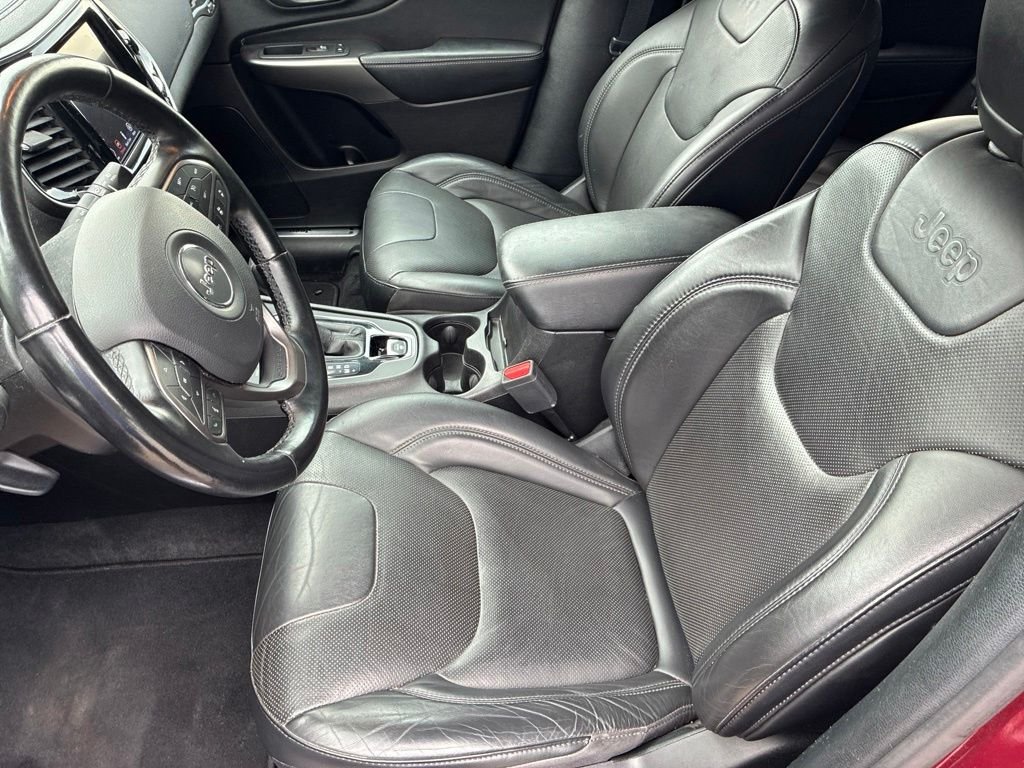 Used 2021 Red Jeep Limited image 11