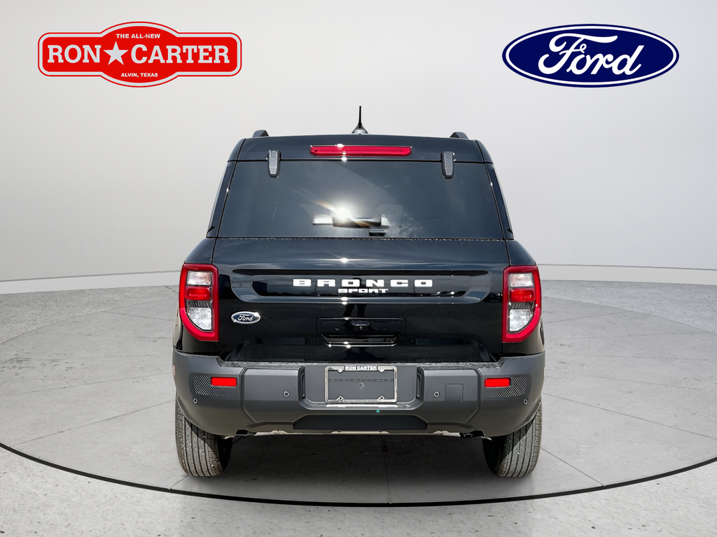 New 2025 Shadow Black Ford Outer Banks image 4