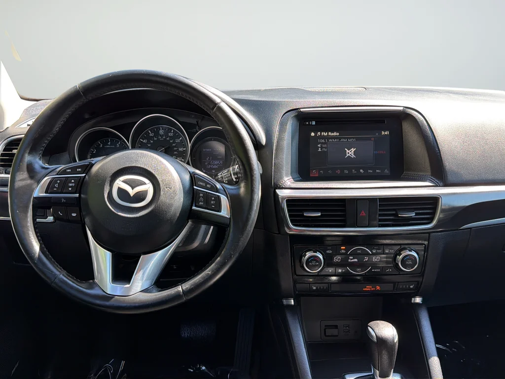 Used 2016 Red Mazda Grand Touring image 11