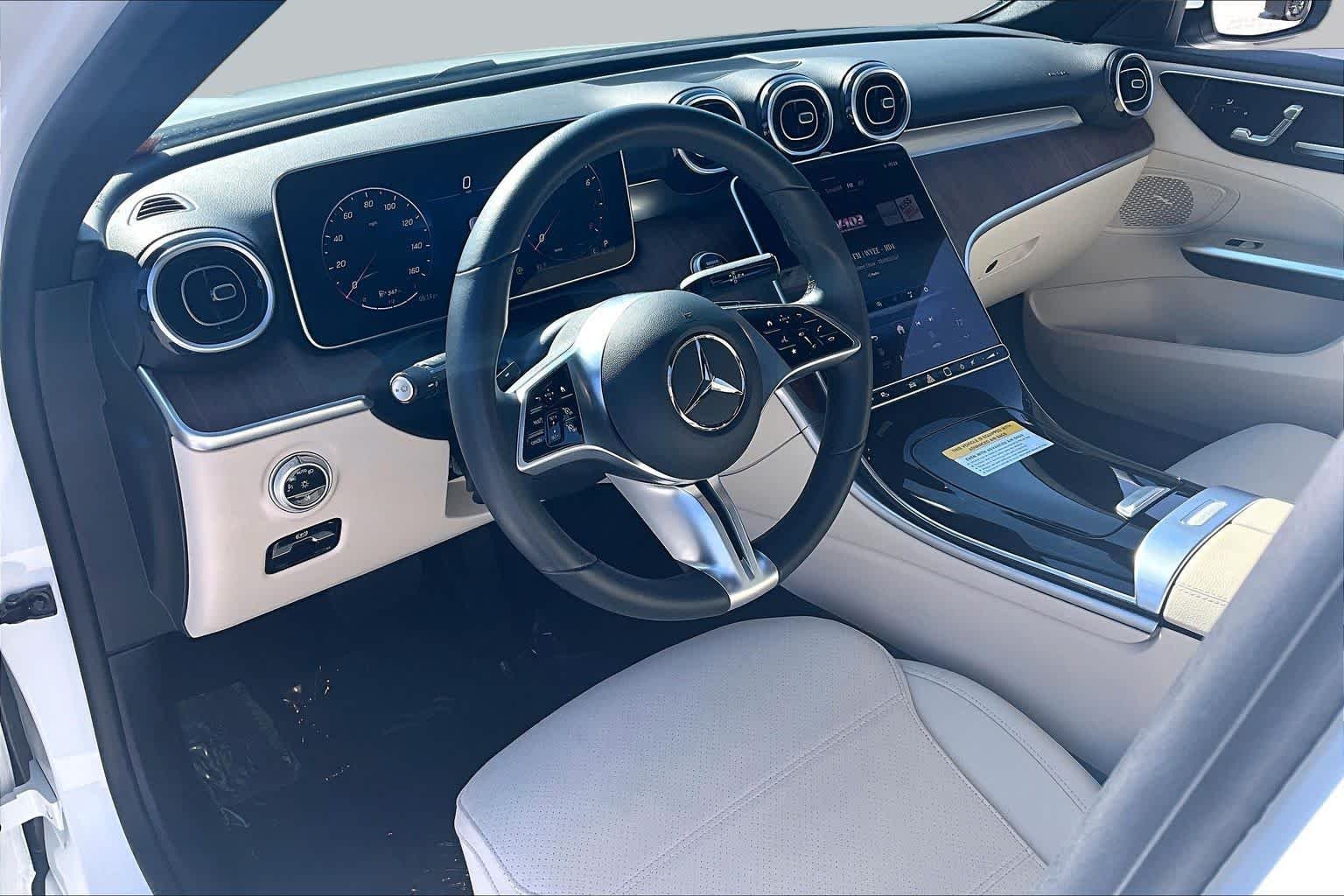 2025 Mercedes-Benz C-Class Sedan C 300 - Photo 18