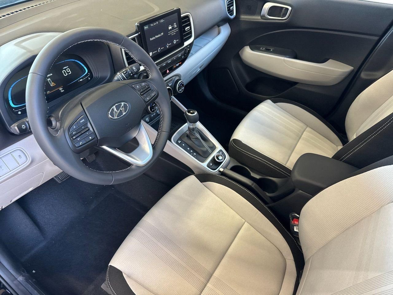 New 2026 Black Hyundai SEL image 9