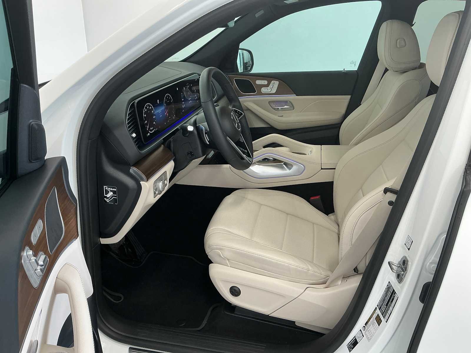 Certified Used 2026 Polar White Mercedes-Benz GLE 350 image 10