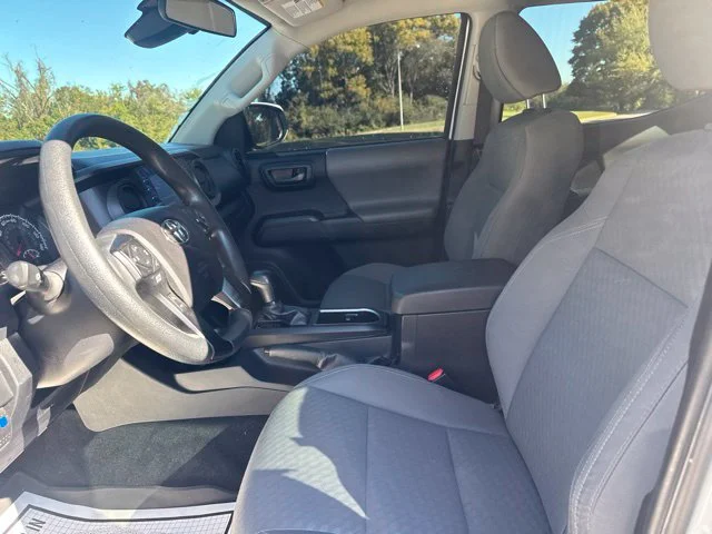 Used 2022 White Toyota SR image 15
