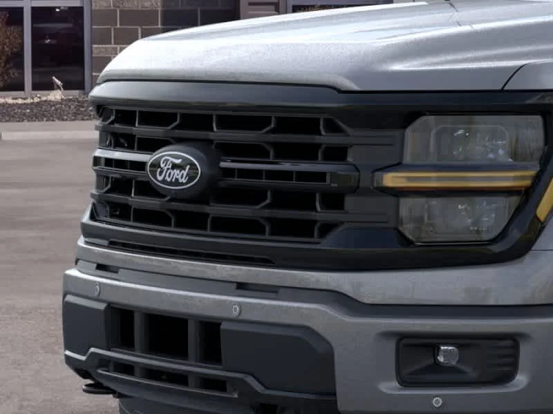 New 2026 Carbonized Gray Metallic Ford XLT image 17