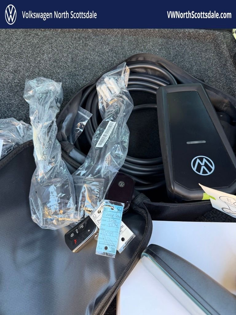 2024 Volkswagen ID.4 S's photo