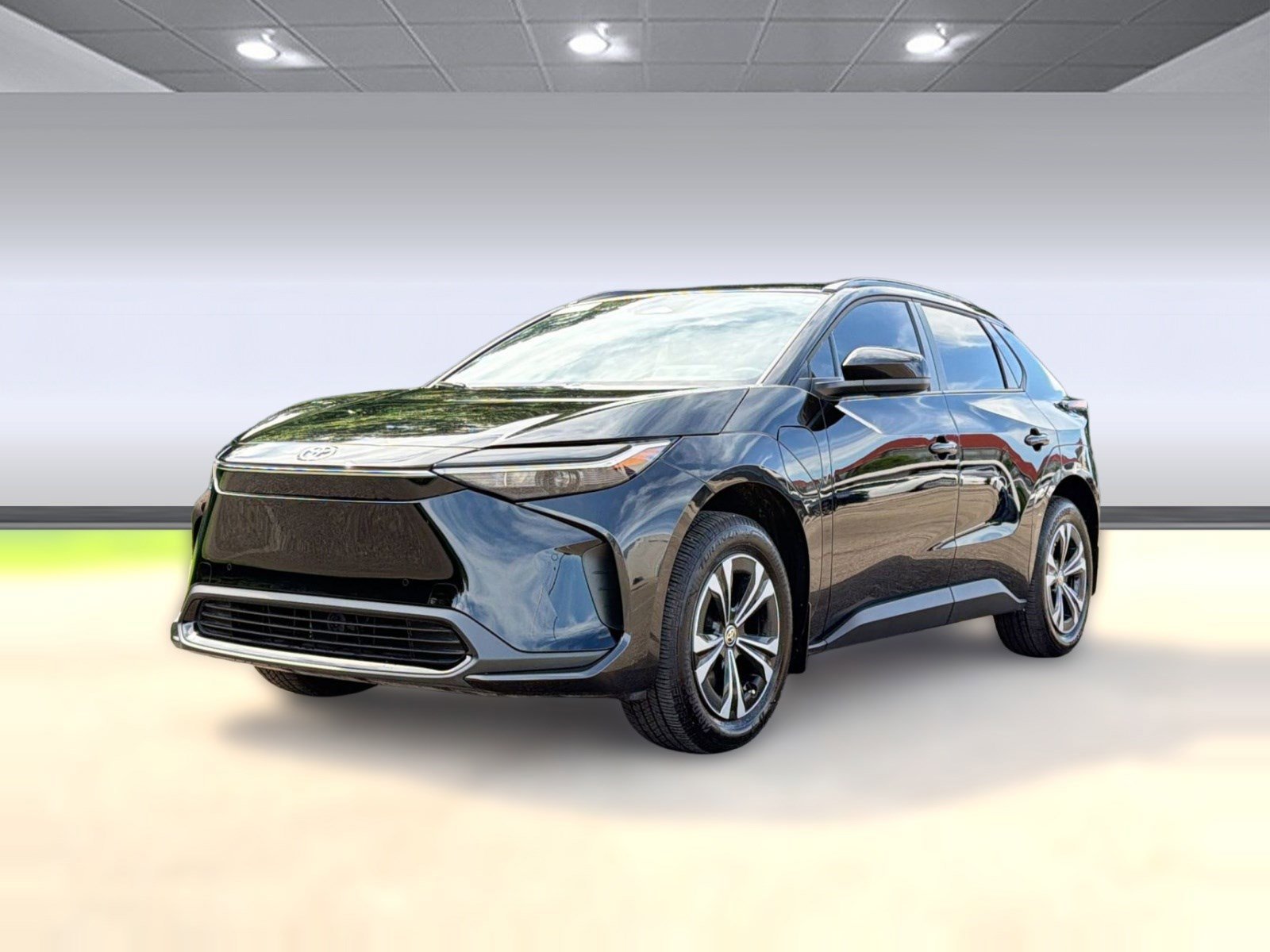 Used 2025 Toyota bZ4X XLE with VIN JTMAAAAA1SA067069 for sale in Mount Pleasant, TX