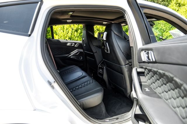 Used 2025 White BMW Base image 52