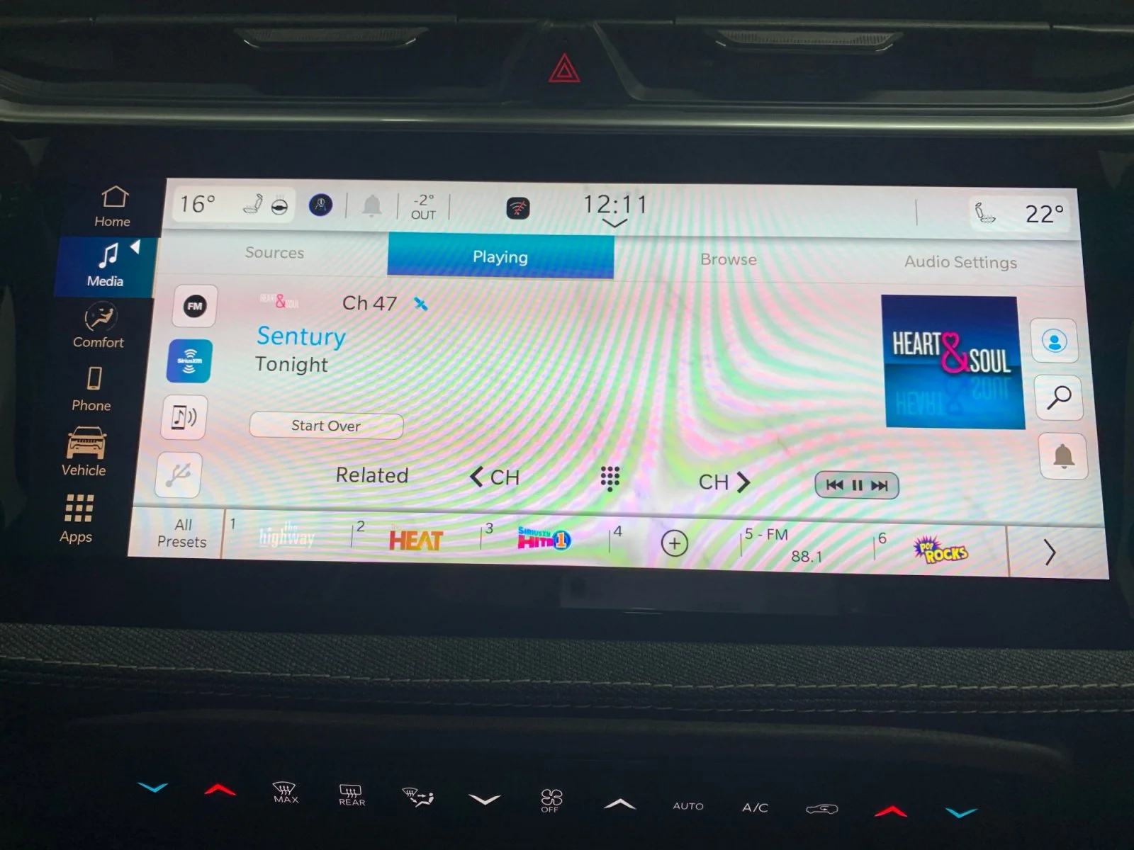 New 2026 Sting-Grey Jeep Laredo image 21