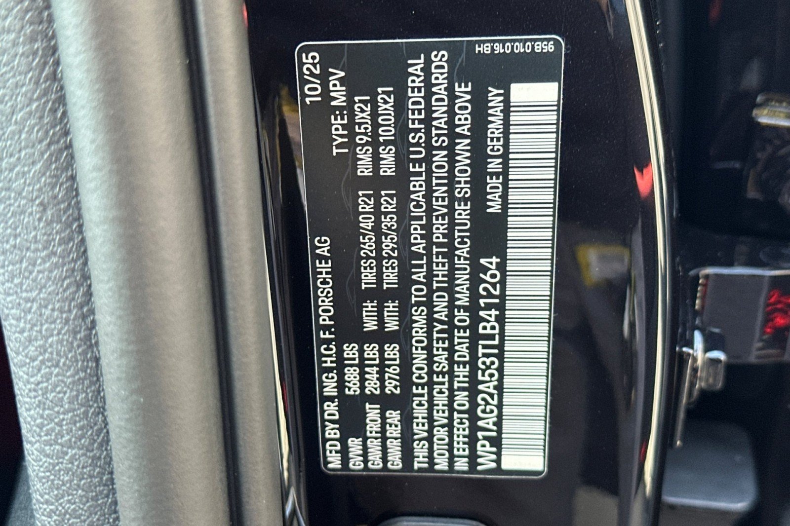 2026 Porsche Macan S - Photo 29