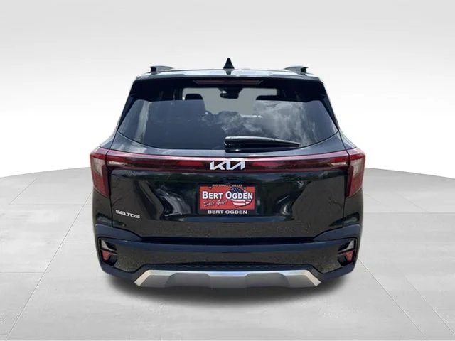 Used 2024 Black Kia S image 6