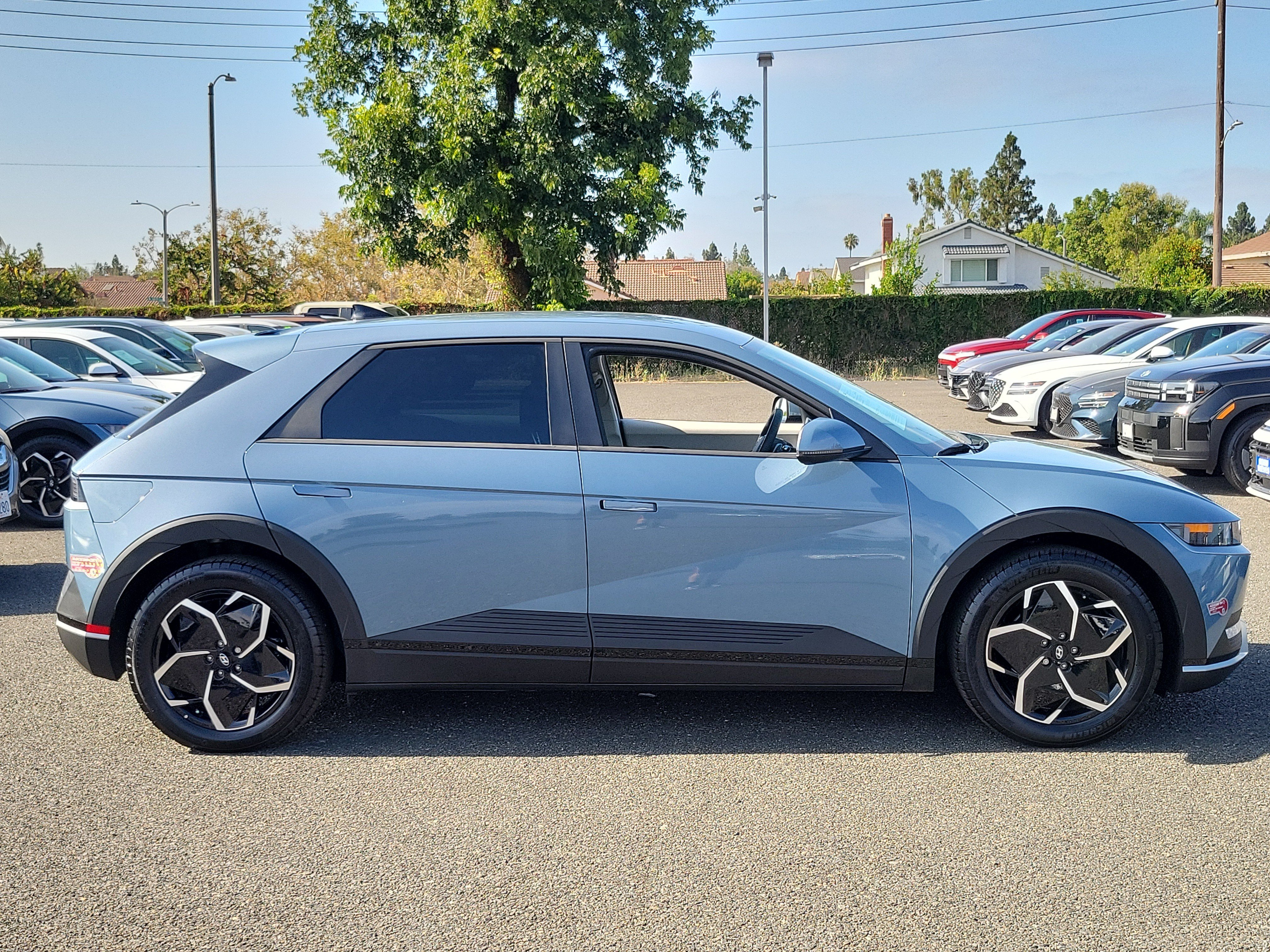 2024 Hyundai IONIQ 5 SEL - Photo 5