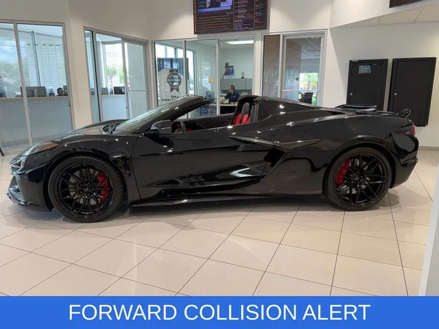 Used 2025 Black Chevrolet Z06 image 4