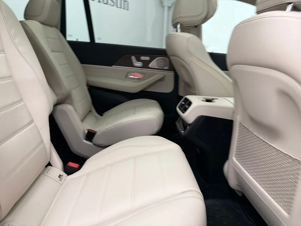 New 2026 White Mercedes-Benz GLS 450 image 25