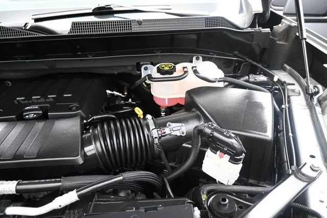 Used 2023 Gray Chevrolet LT image 27