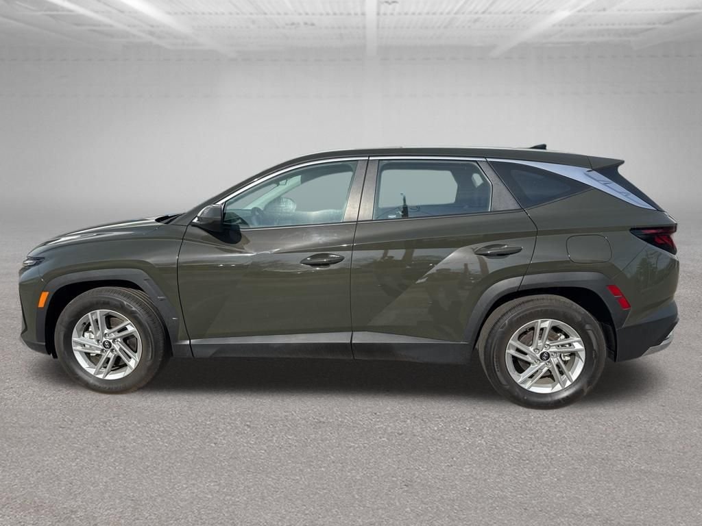 Certified Used 2025 Green Hyundai SE image 13