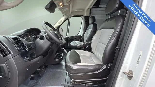 Used 2025 White Ram High Roof image 17