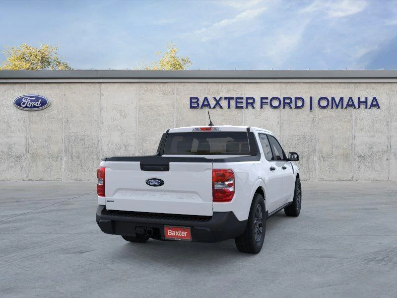 New 2026 Oxford White Ford XLT image 24