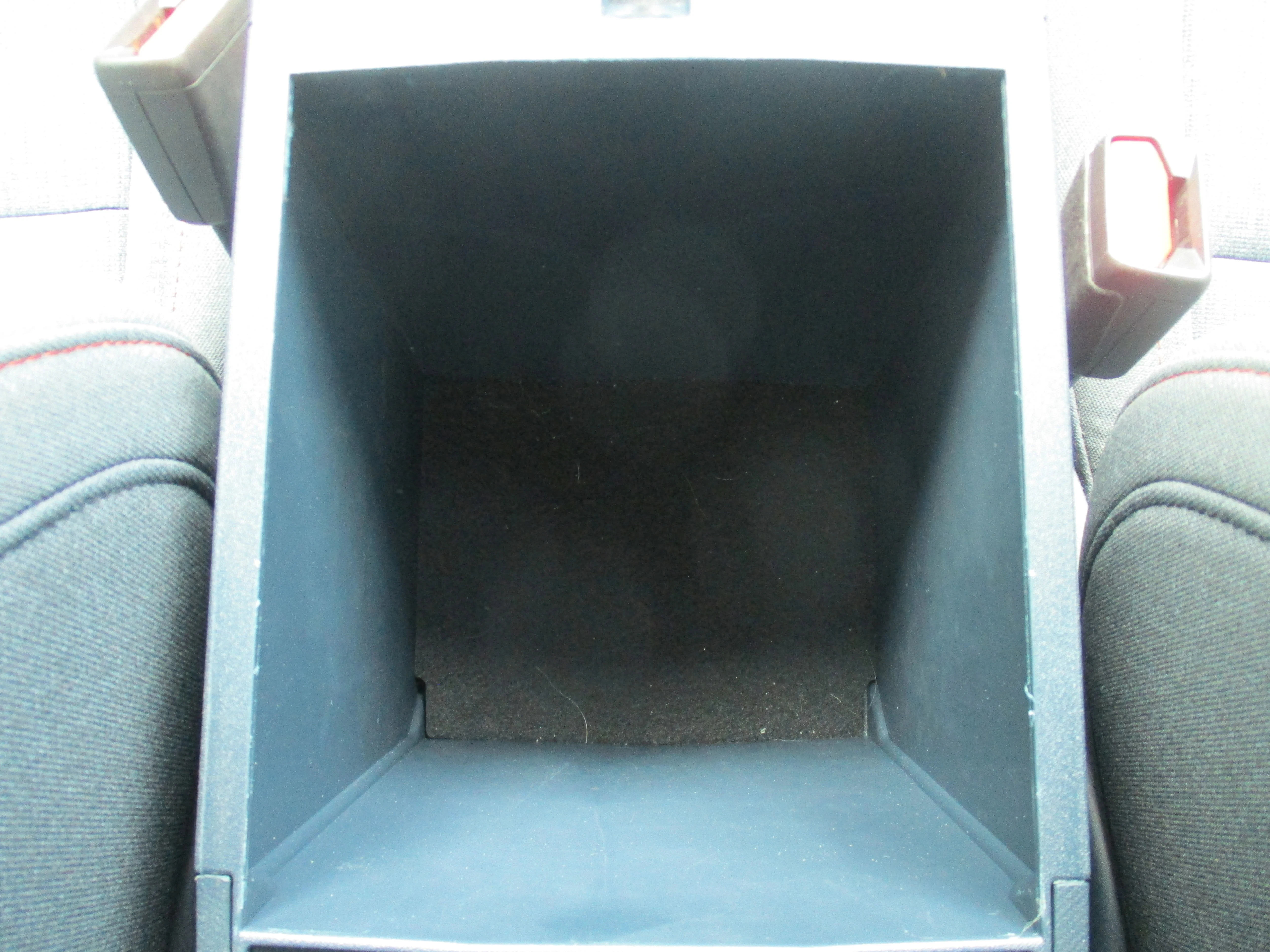 Used 2022 Area 51 Ford XLT Hybrid FWD image 22