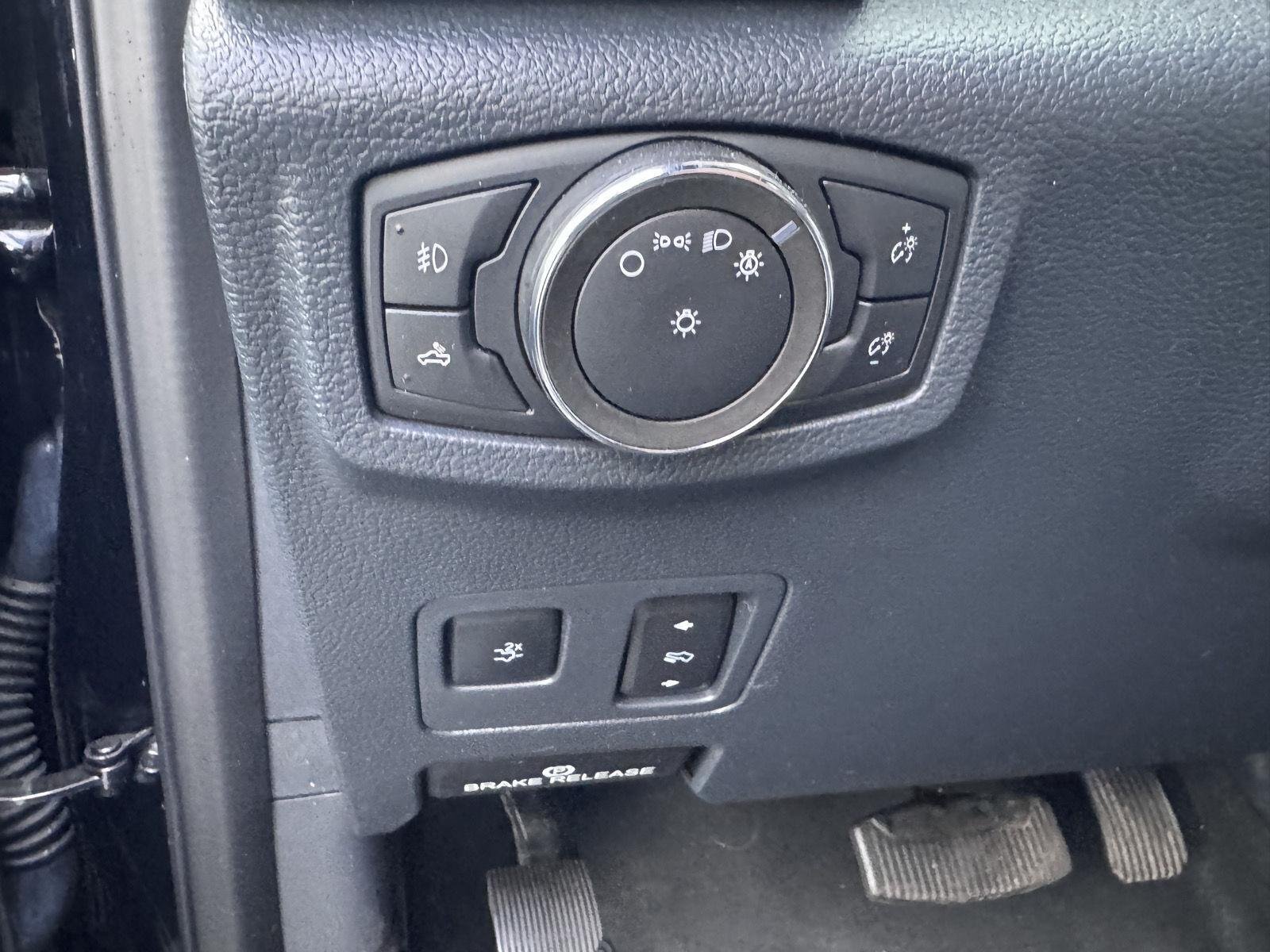 Used 2022 Agate Black Ford Lariat image 14