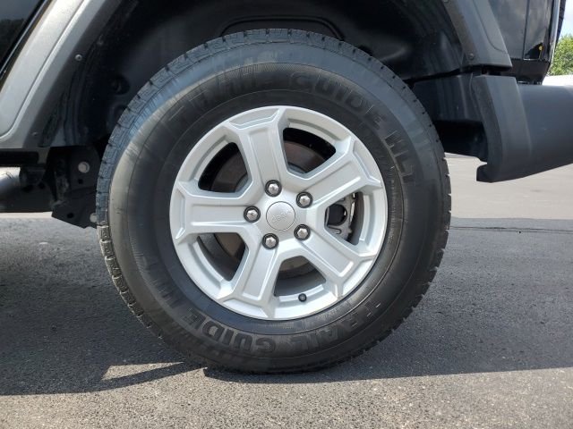 Used 2022 Black Jeep Unlimited Sport S image 9
