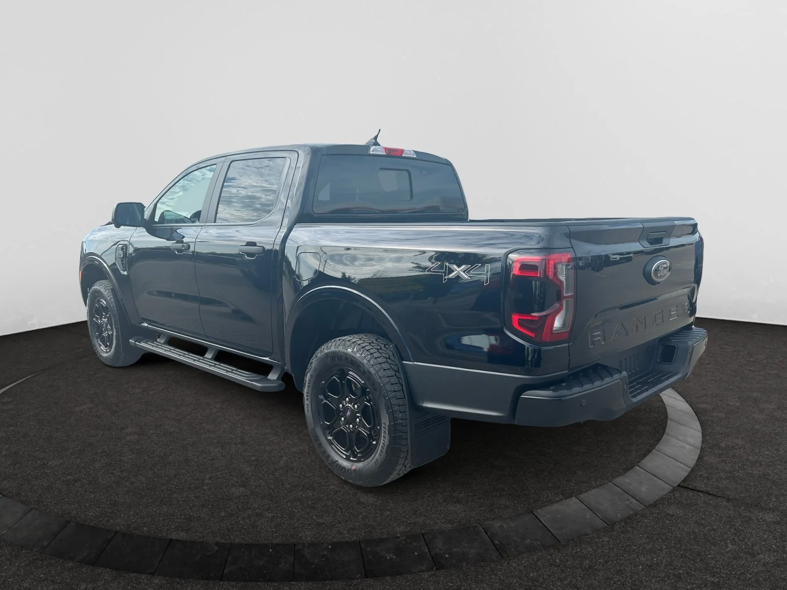 New 2026 Shadow Black Ford XLT image 3