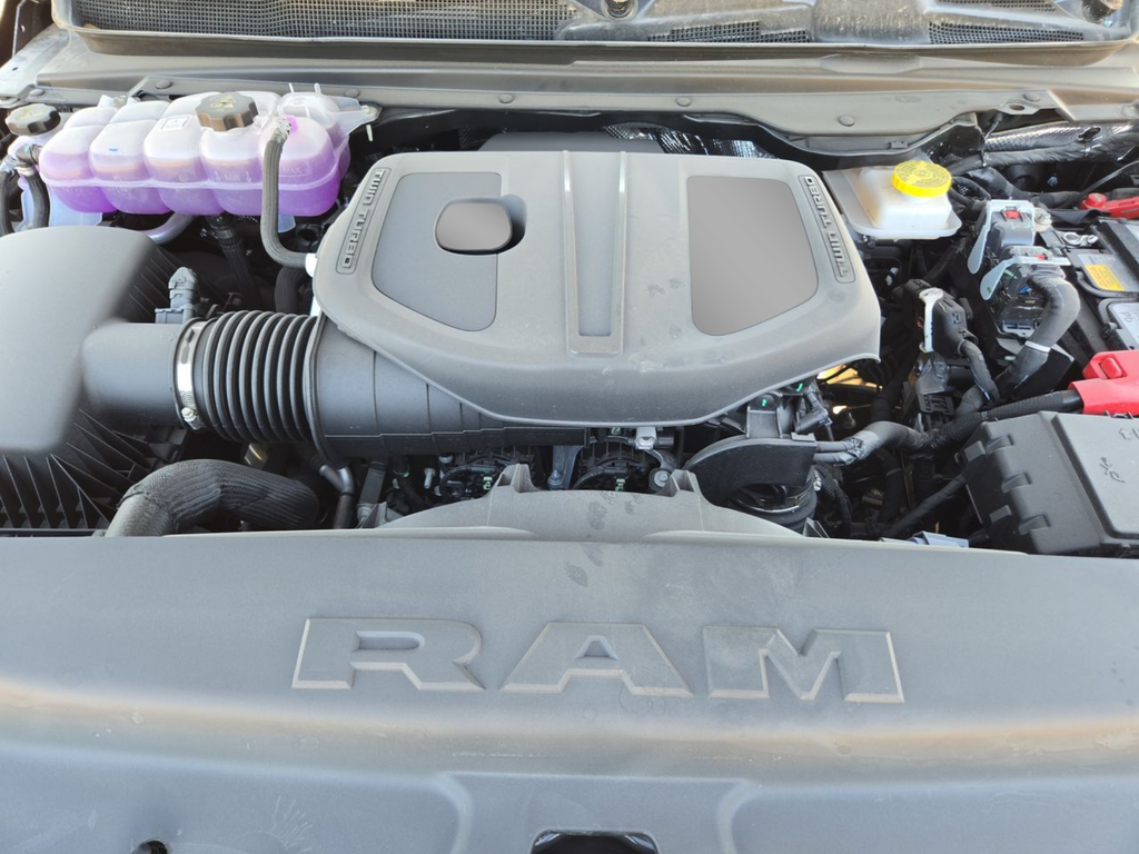 New 2026 Granite Crystal Metallic Clear-Coat Exterior Paint RAM Big Horn/Lone Star image 35