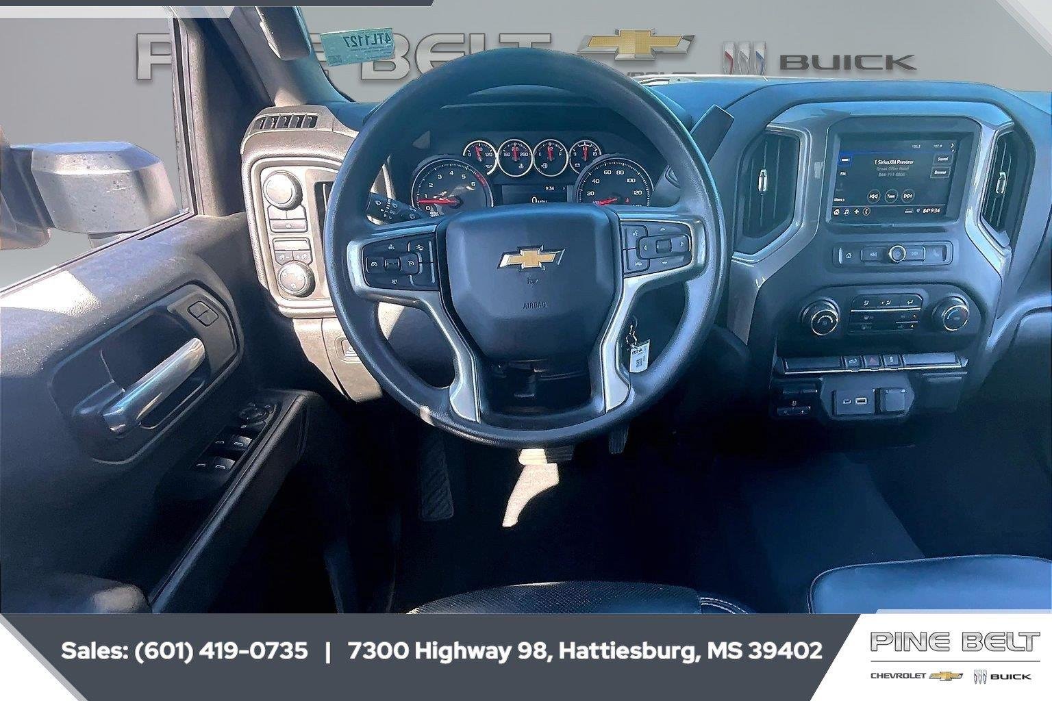 Used 2021 SUMMIT WHITE Chevrolet Custom image 6
