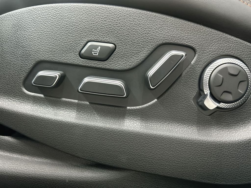 2026 GENESIS GV70 Sport Prestige - Photo 32