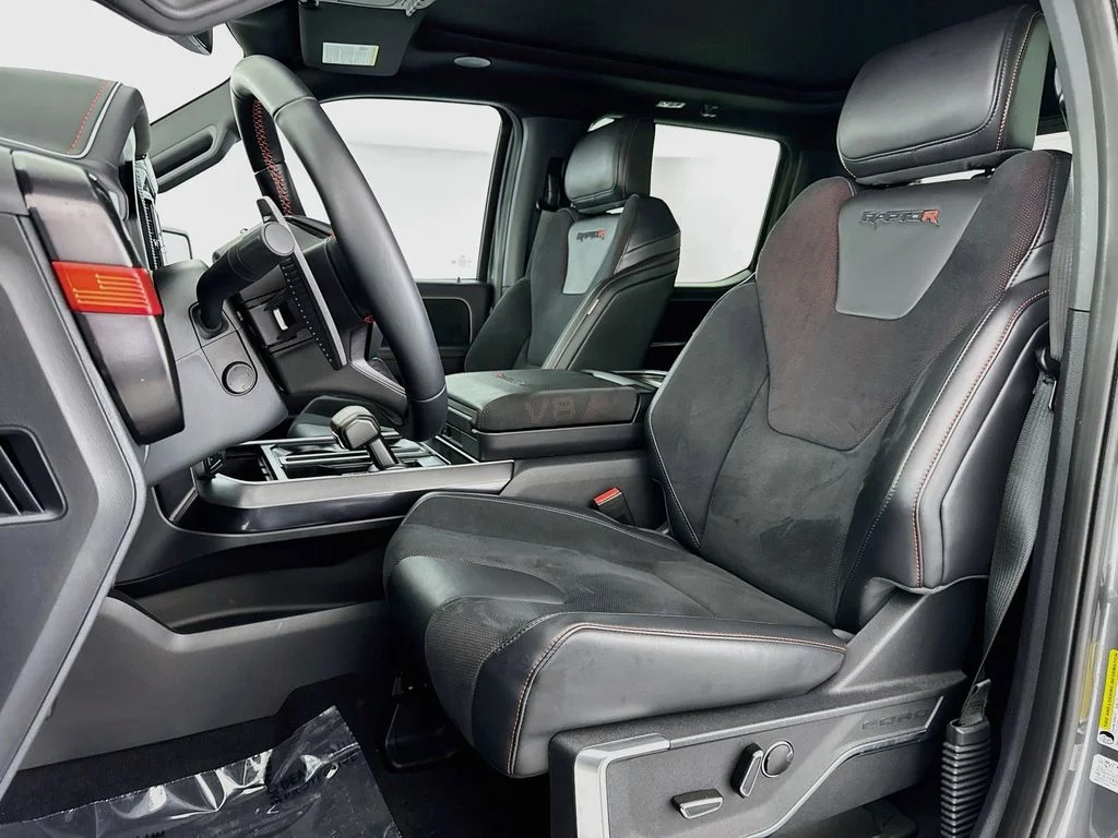 Used 2025 Gray Ford Raptor image 33
