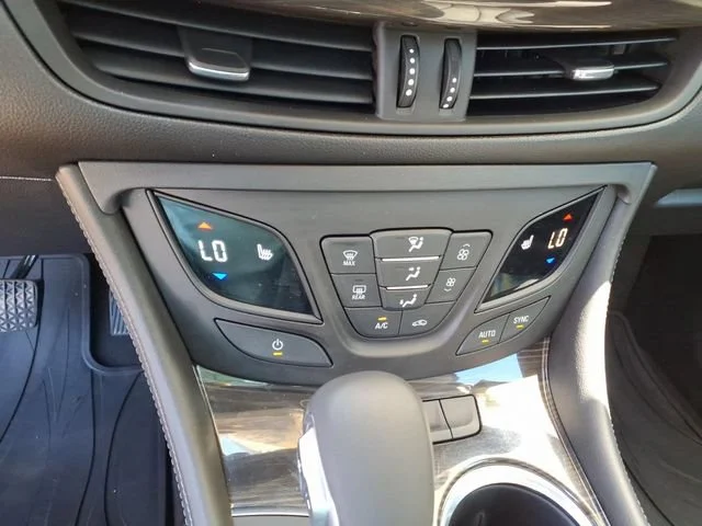 2019 Buick Envision Essence - Photo 20