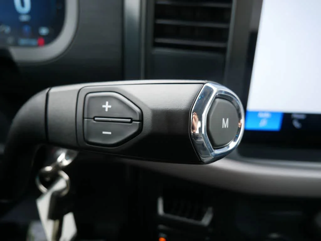 2025 Ford F-150 XL - Photo 23