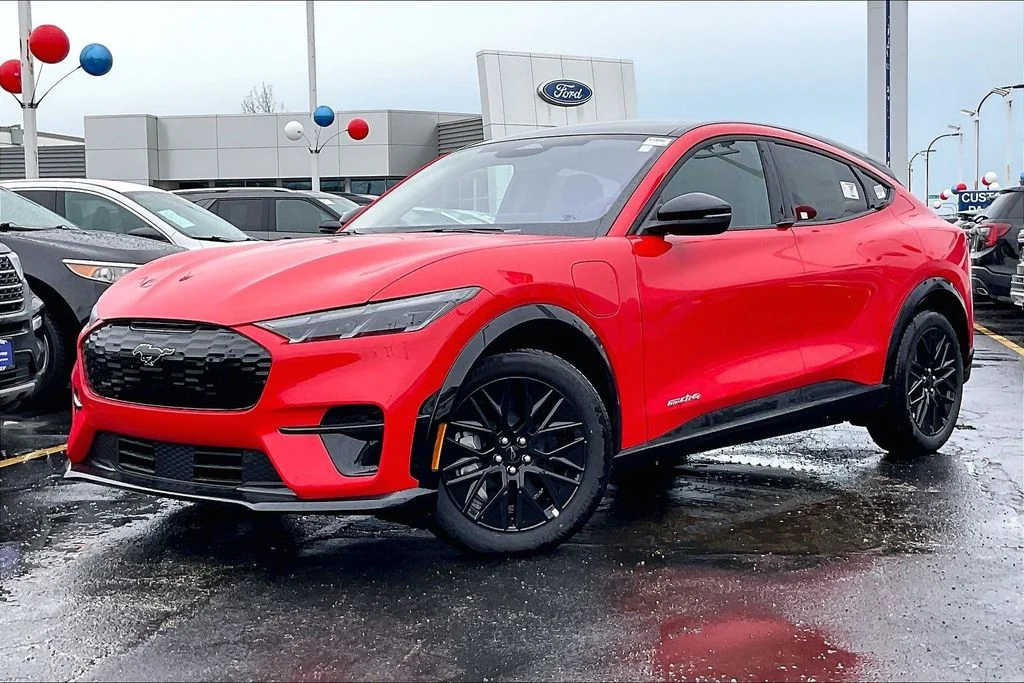 New 2026 Race Red Ford Premium image 6