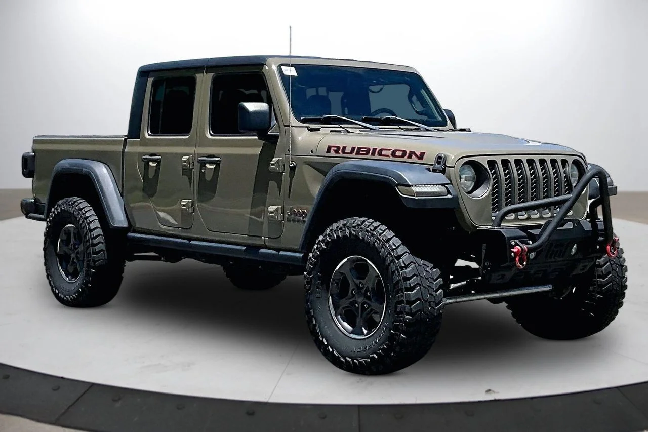 Certified Used 2020 Green Jeep Rubicon image 2