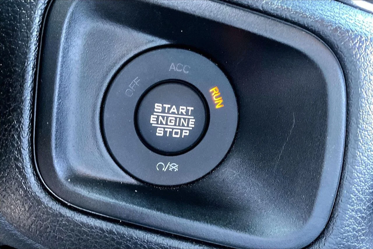 Certified Used 2025 Gray Jeep Sport S image 26