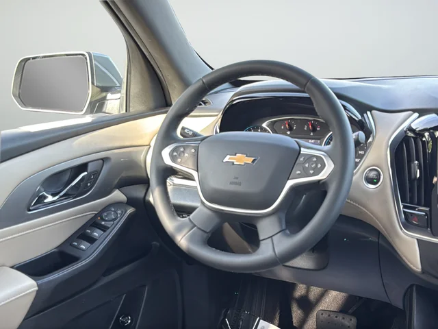 Used 2023 Gray Chevrolet LT image 38