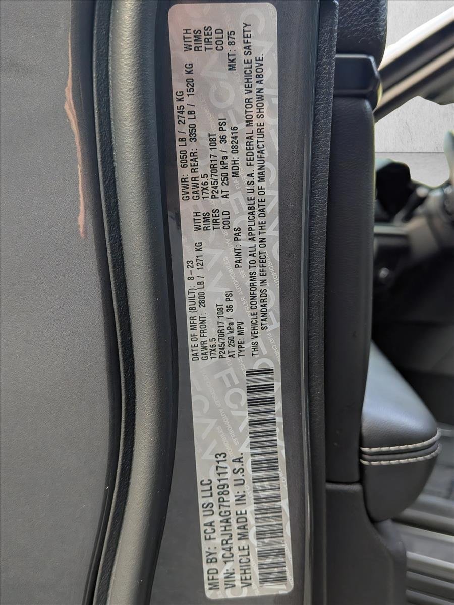 Used 2023 Baltic Gray Metallic Clearcoat Jeep Laredo image 25