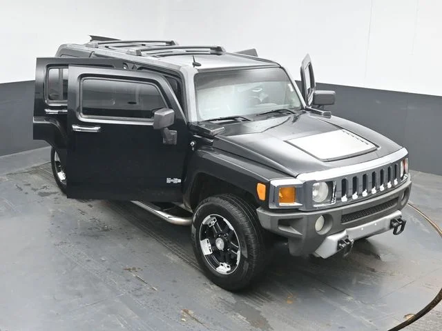 Used 2008 Black Hummer Luxury image 43