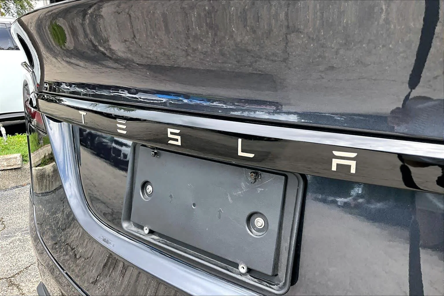 Used 2024 Stealth Grey Tesla  image 29