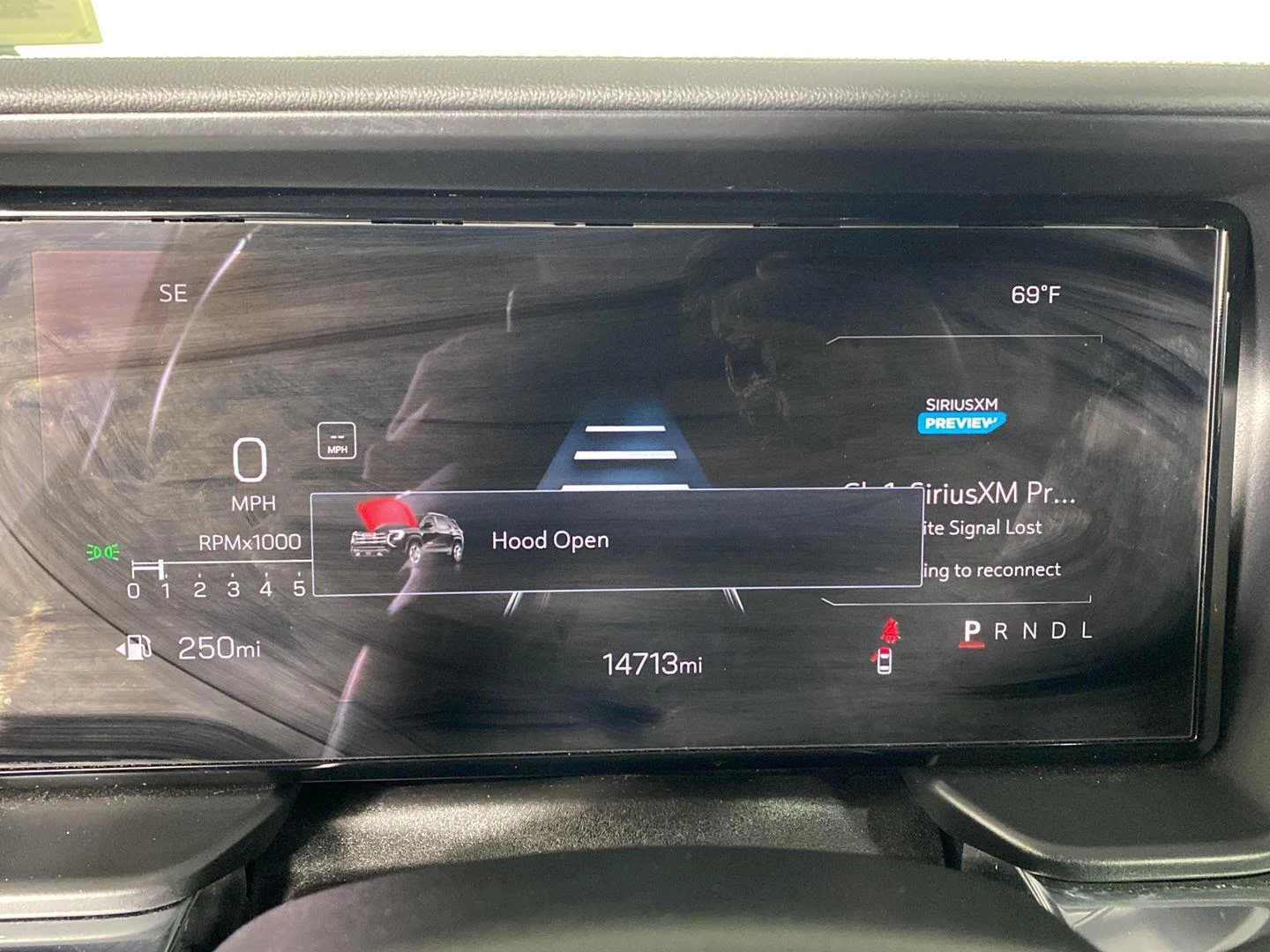 Used 2025 Rapids Metallic GMC FWD Elevation image 11