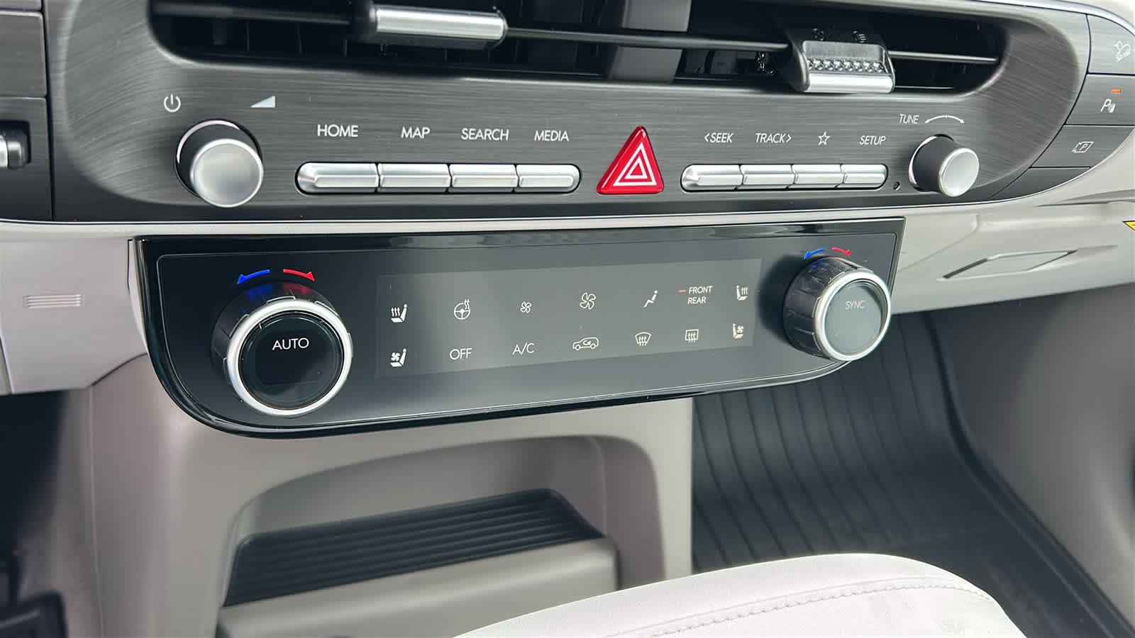 New 2026 Creamy White Pearl Hyundai SEL Premium AWD image 14