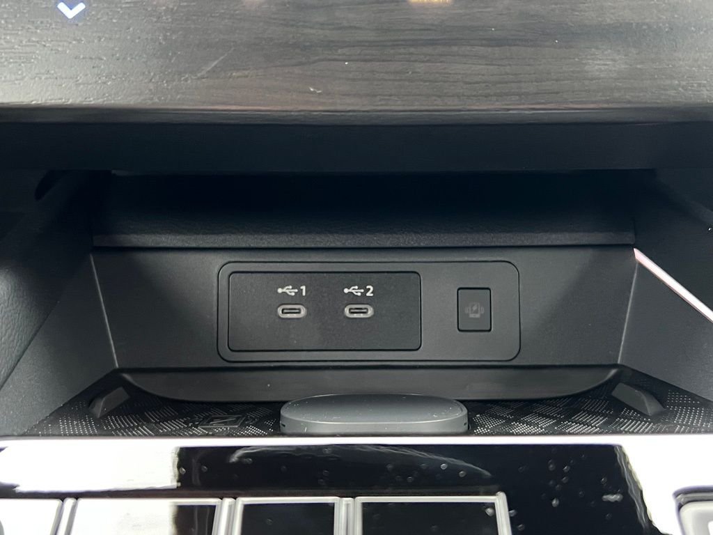 New 2026 Gun Metallic Nissan Platinum image 32