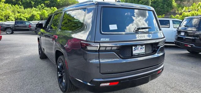 New 2026 Gray Jeep Summit Reserve image 7