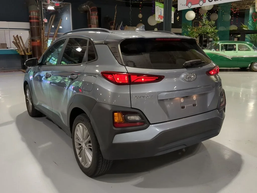 Used 2020 Silver Hyundai SEL Plus image 10