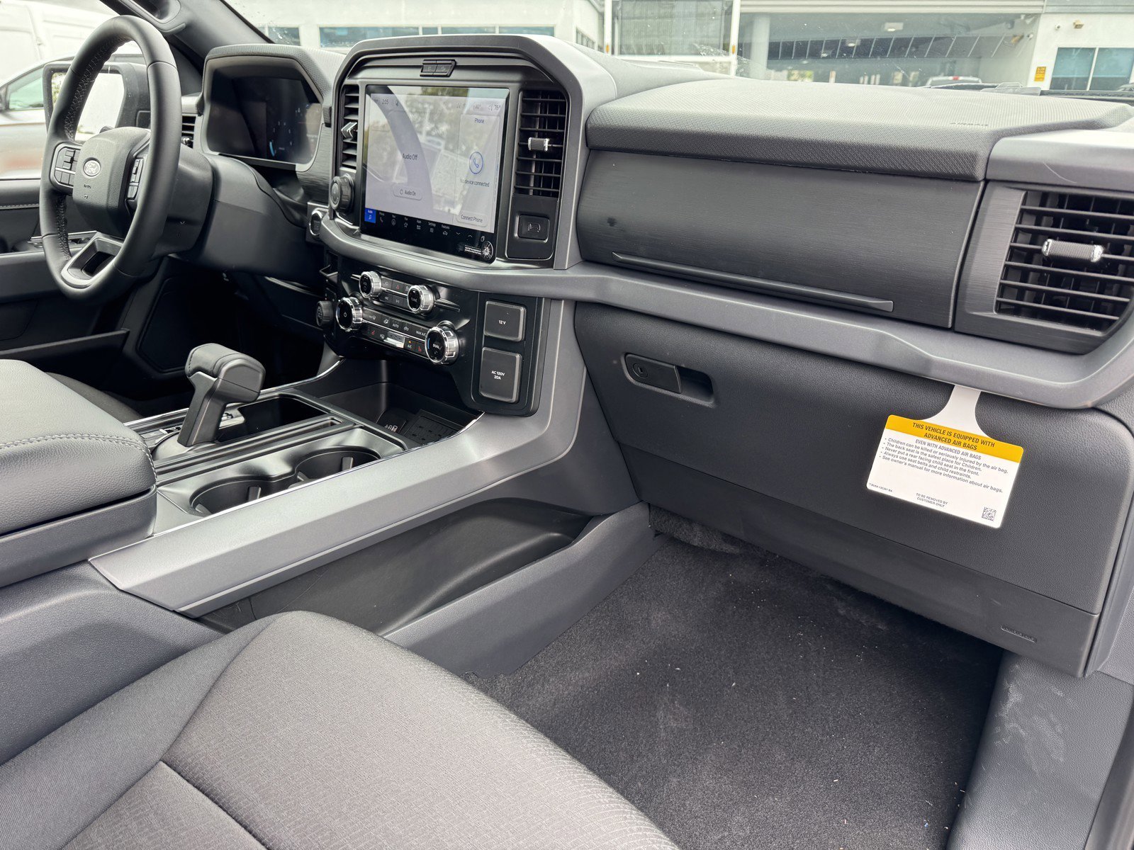 New 2026 Avalanche Ford XLT image 7